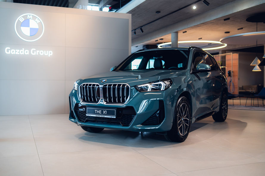 BMW X1.