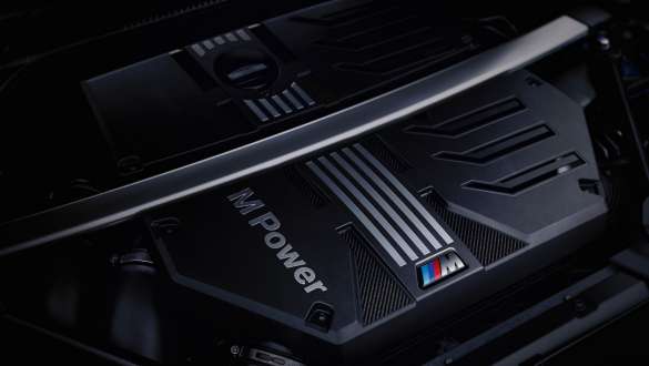 sssWysokowydajny 6-cylindrowy rzędowy silnik benzynowy M TwinPower Turbo